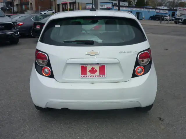 2015 Chevrolet Sonic LT - Photo 4