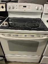 Cuisinière blanche vitrocéramique GE