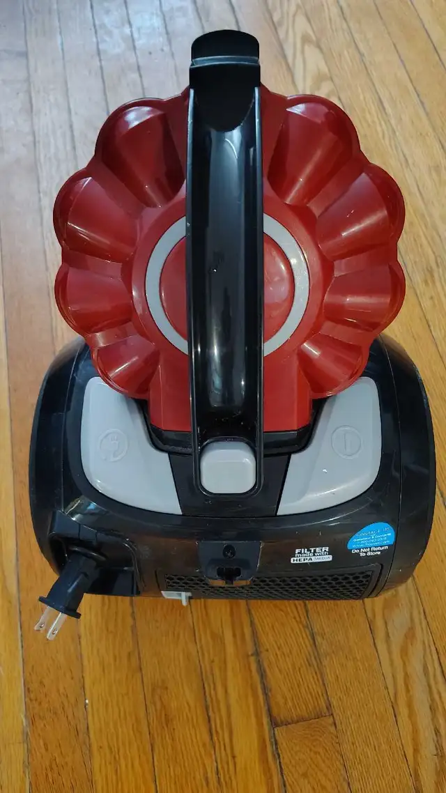 Hoover Vacuum - Photo 2