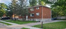 Main floor 2-Bedroom Apartment for Rent – July 1 - Photo 3