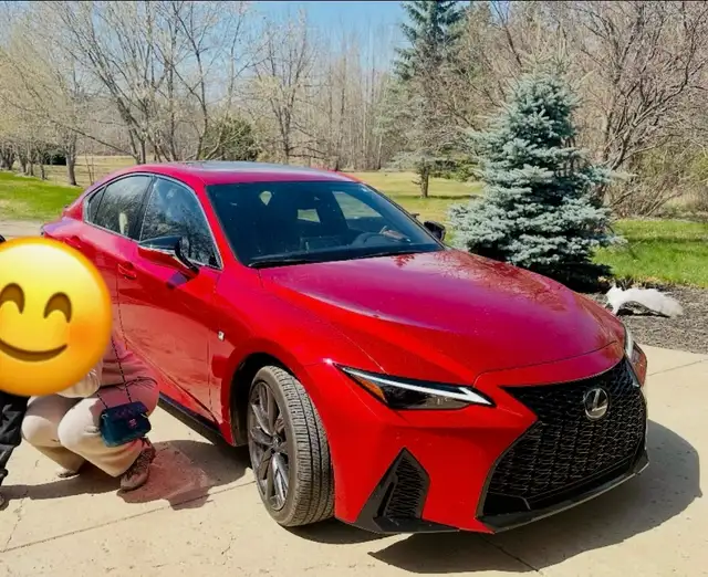 2023 Lexus under 16,000 km - Photo 3