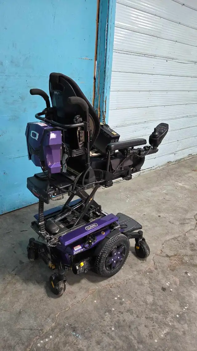 Quantum edge 3 electric wheelchair - Photo 6