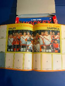 1985-86 O-PEE-CHEE hockey sticker albums with display box - Photo 5