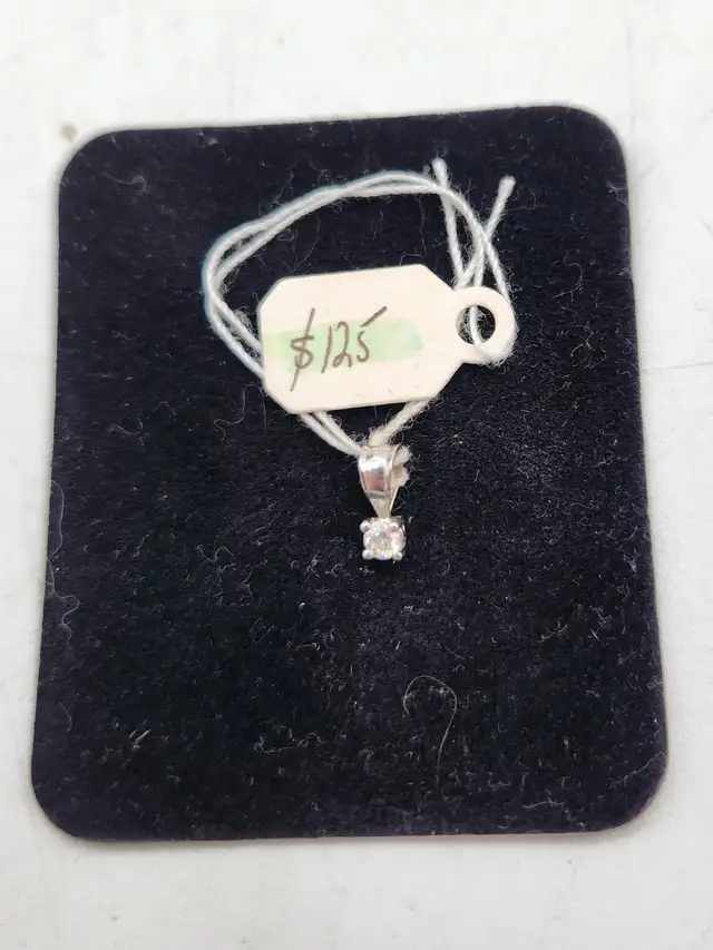 GOLD SALE - Tax Included on Rings, Necklaces, Pendants.. - Photo 2