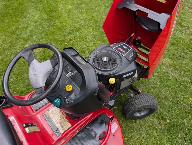 lawn tractor for sale - Photo 3