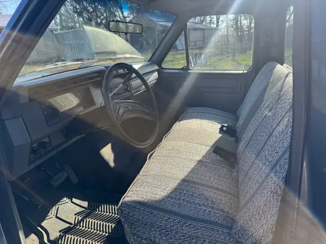 1986 Ford F150 - Photo 7