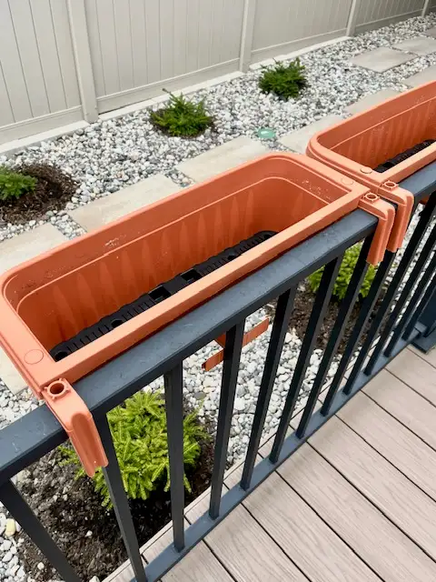 Deck and Balcony plant containers - Photo 3