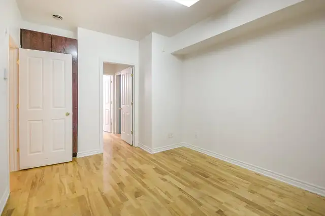 À louer Condo 4 1/2   Den for rent (Centre ville-Downtown) - Photo 6
