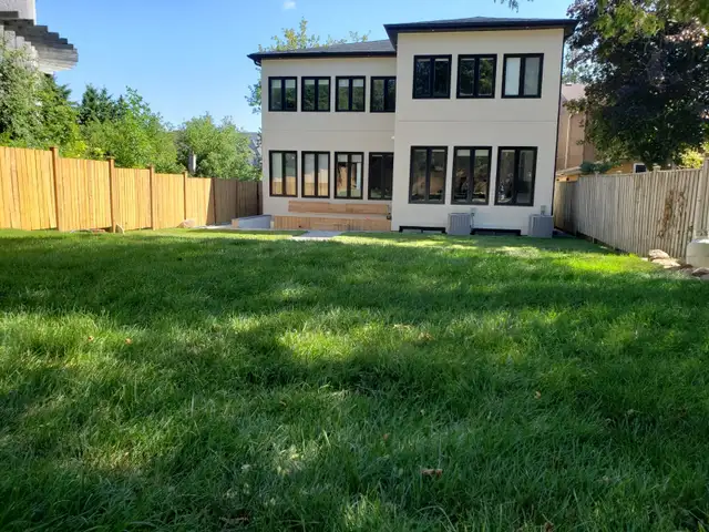 Spacious 1 bed 1 bath Private Suite in New Modern Home - Photo 6