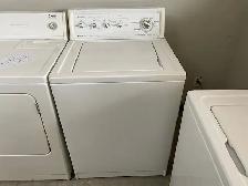 Laveuse seule traditionnelle blanche Kenmore