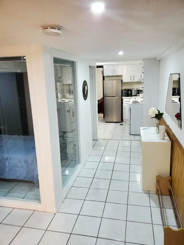 Furnished Room For Female Only At Dufferin St And Rogers Rd - Photo 7