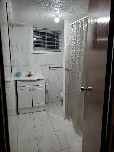 Furnished Room For Female Only At Dufferin St And Rogers Rd - Photo 9