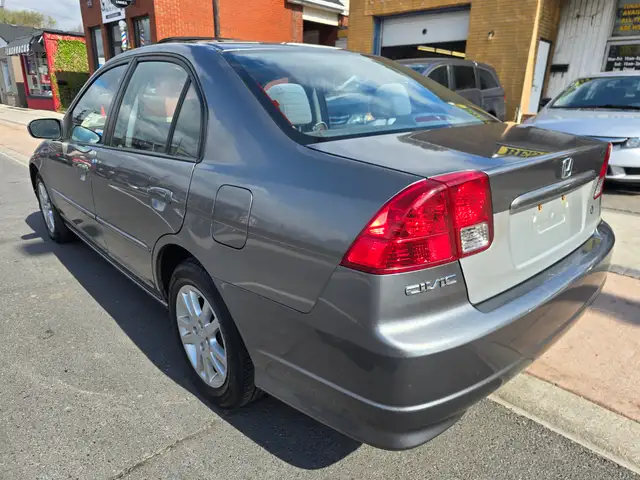 2005 Honda Civic Sdn - Photo 5