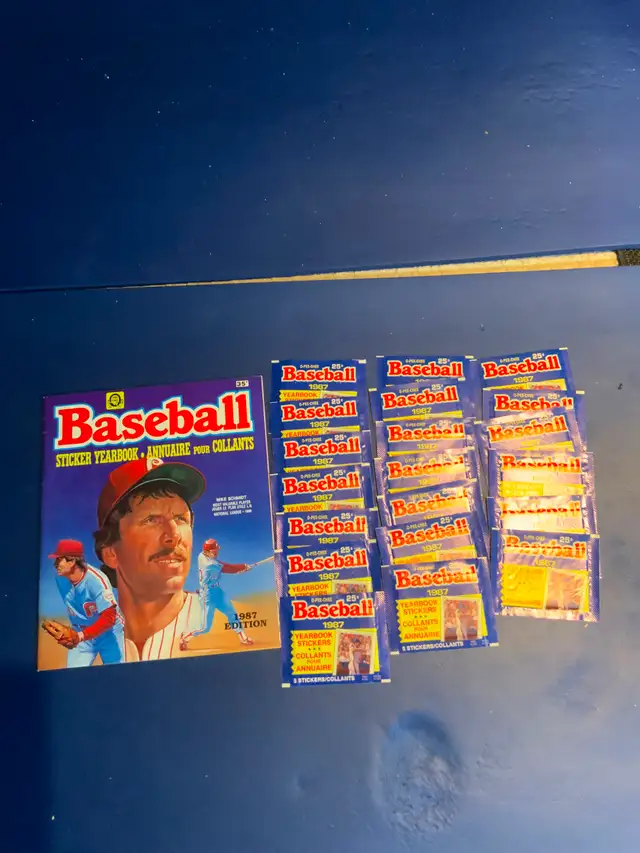 1987 O-PEE-CHEE baseball sticker album & 20 unopened packs Bonds