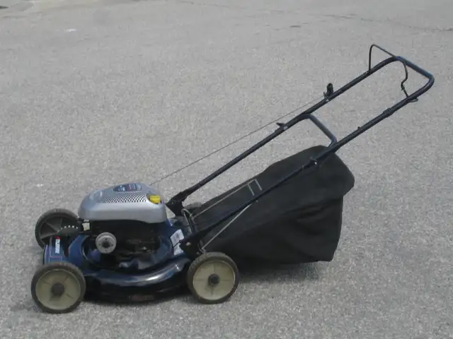 GAS POWER 22' MURRAY 3 IN 1 550 158CC WITH REAR BAG LAWNMOWER! - Photo 4
