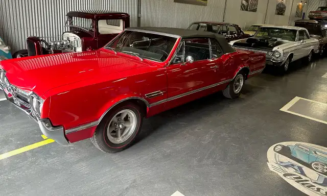 1966 OLDSMOBILE 442 W-30 SPEC 455  4 SPD TRI-POWER CONVERTIBLE