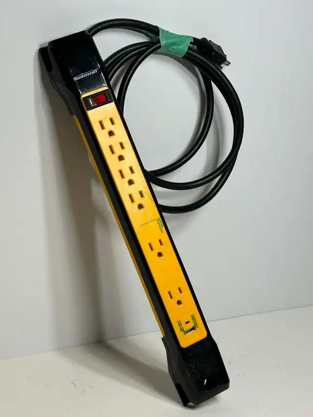 Mastercraft Workshop Power Bar / 6 Outlets - Photo 2