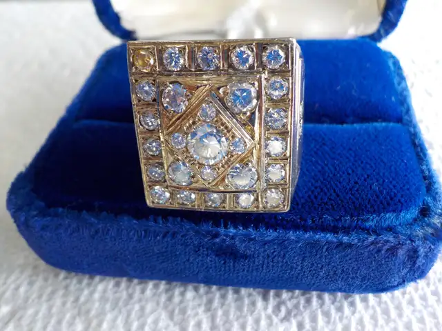 $17,500 APPRAISAL! MEN'S CUSTOM DIAMOND RING - Photo 3