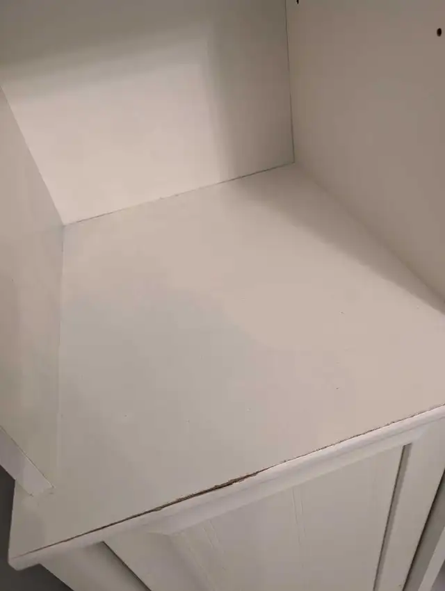 Bathroom Shelf/Cabinet - Photo 3