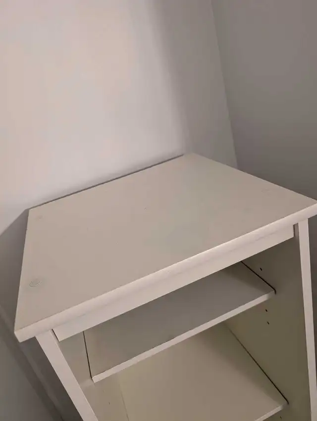 Bathroom Shelf/Cabinet - Photo 7