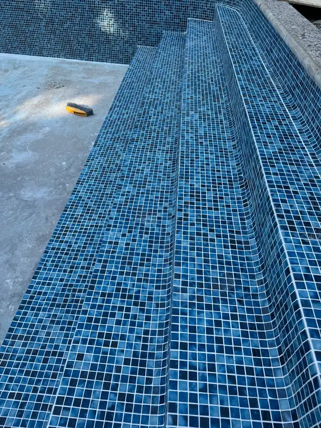 POOLS, CONCRETE, INTERLOCK  647 333 2860 - Photo 3