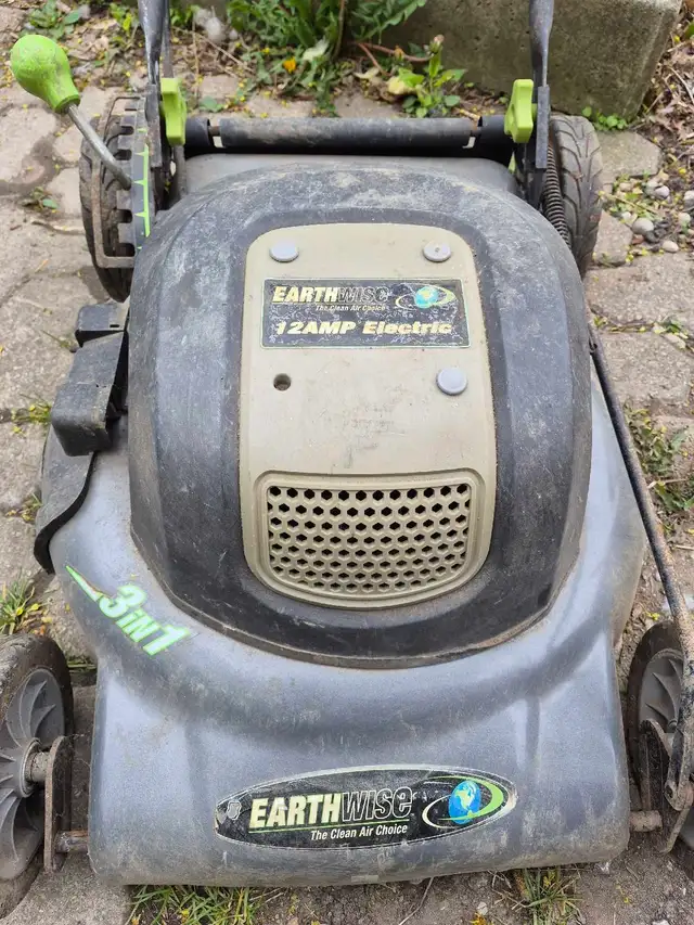 Electric lawn mower - Photo 2