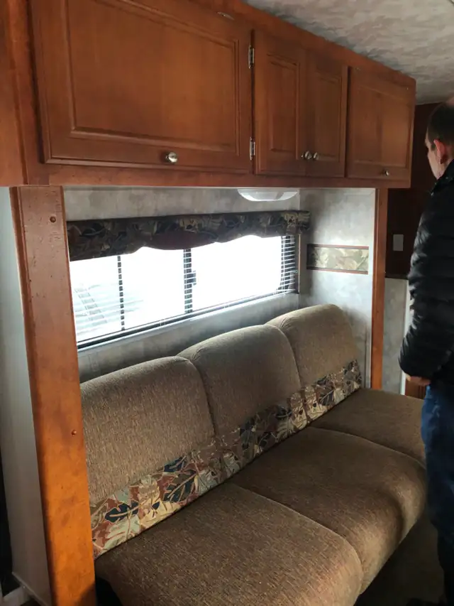 Travel trailer Pacific Coachworks Tango 26’ - Photo 3