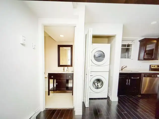 Langley 2 Room for Rent - Photo 4