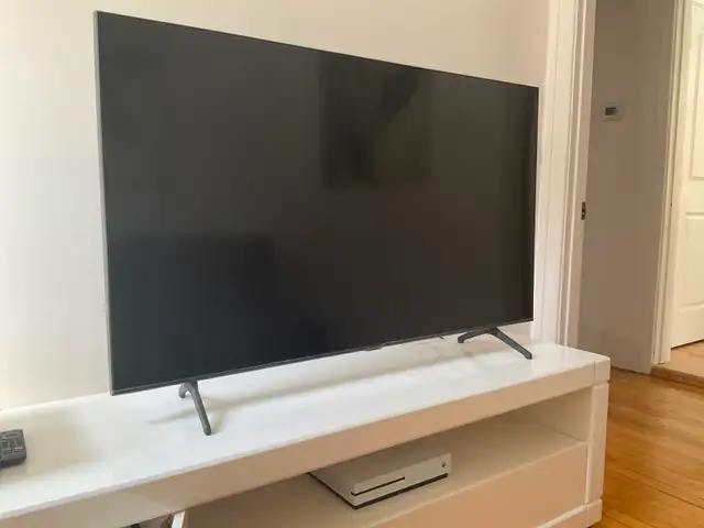 Meuble de télé incluant la télé - Photo 3