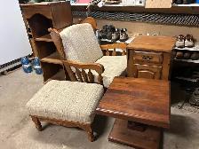 Hardwood furniture/ meubles