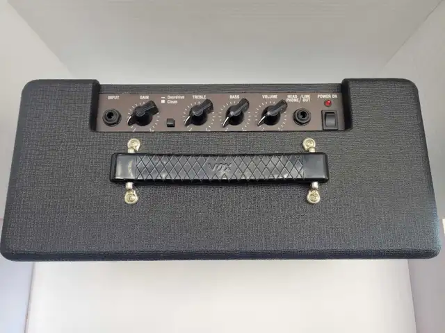 Vox Pathfinder 10 Guitar Amp - Photo 2