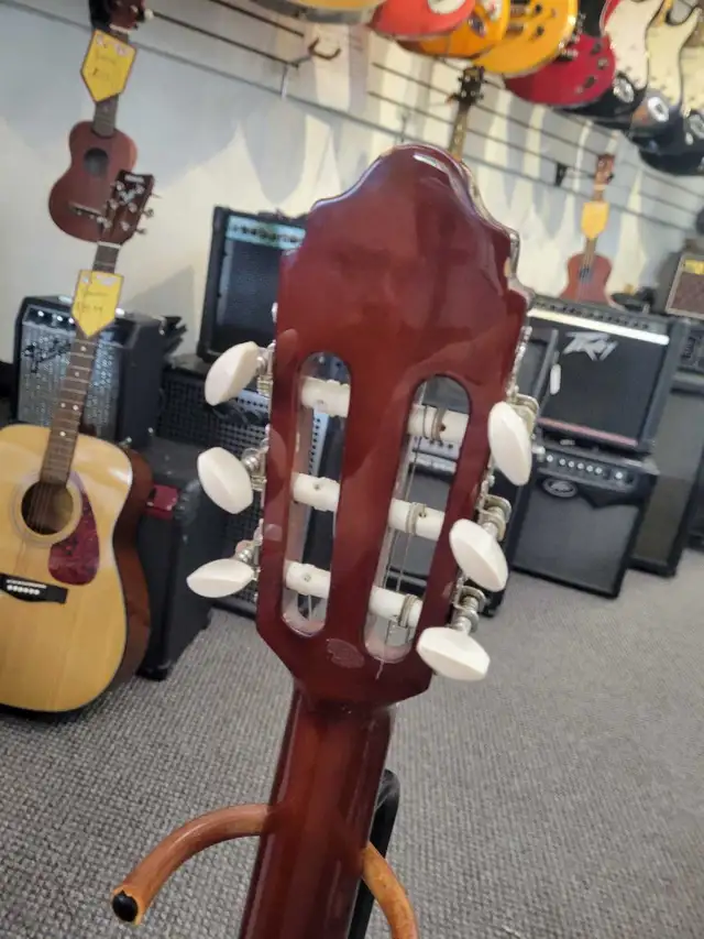 Valencia CG160H 3/4 Classical Guitar - Photo 6