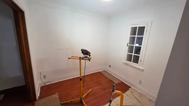 EARLY Access: Renovated 1 Bedroom Apartment (Jane/ Bloor)