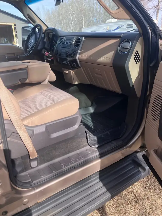 2012 Ford F-250 - Photo 4