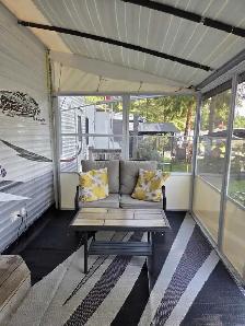 2014 - 40 ft trailer Jayflight Camping Val-des-Bois, Quebec - Photo 2