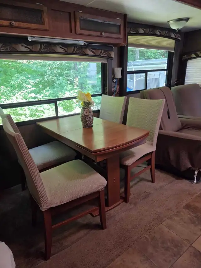 2014 - 40 ft trailer Jayflight Camping Val-des-Bois, Quebec - Photo 6