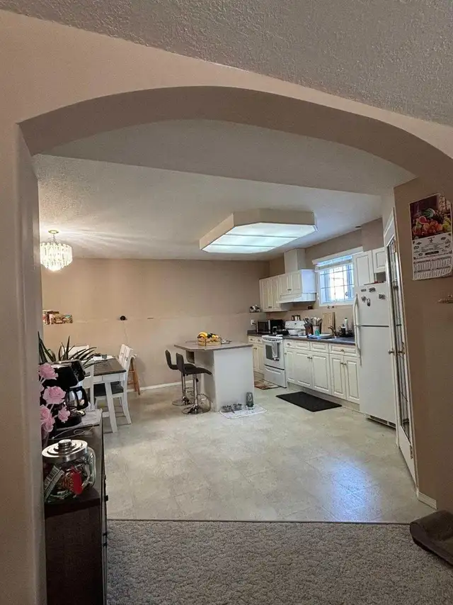 3 bedroom 2 bathroom