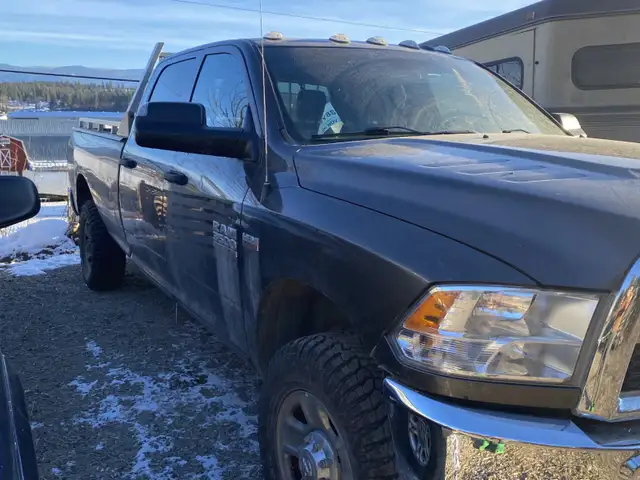 Truck and Travel Trailer - Photo 8