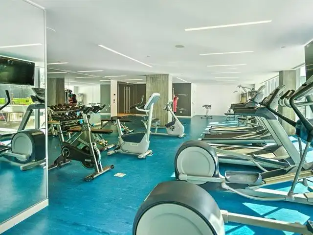 A louer 2 Bedroom DOWNTOWN Condo for Rent - Photo 3