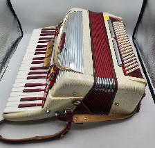 Settimio Soprani Contino Accordion with Case - Photo 2