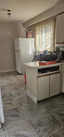 Room for rent near humber colllage - Photo 3