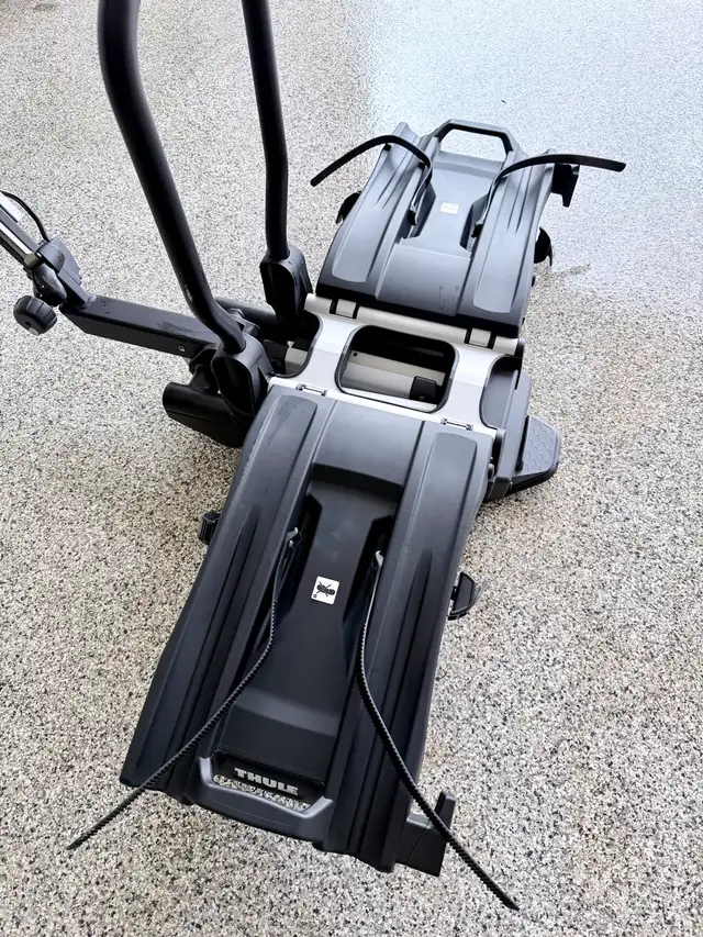 Thule Bike Rack - Photo 2
