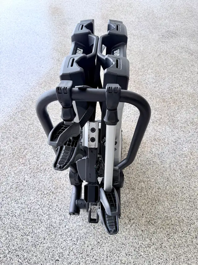 Thule Bike Rack - Photo 7