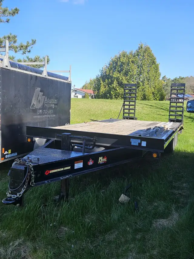 2020 Miska Flatbed - Photo 4