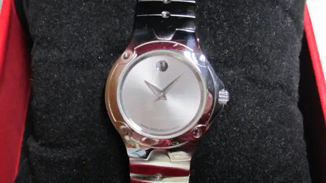 EXCELLENT WOMEN'S MOVADO QUALITY SPORTS EDITION WRISTWATCH