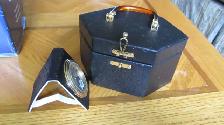 LOVELY BLACK LEATHER JEWELRY BOX WITH SEIKO TRAVEL ALARM CLOCK - Photo 9