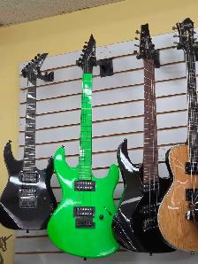 We buy Guitars (acoustic and electric)