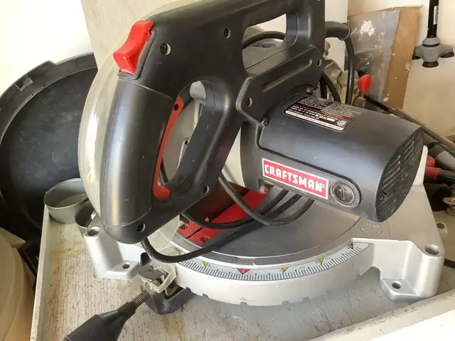 miter saw - Photo 2