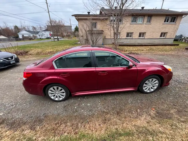 2011 Subaru Legacy 2.5I Premium - $6,500 (being sold as in) - Photo 3