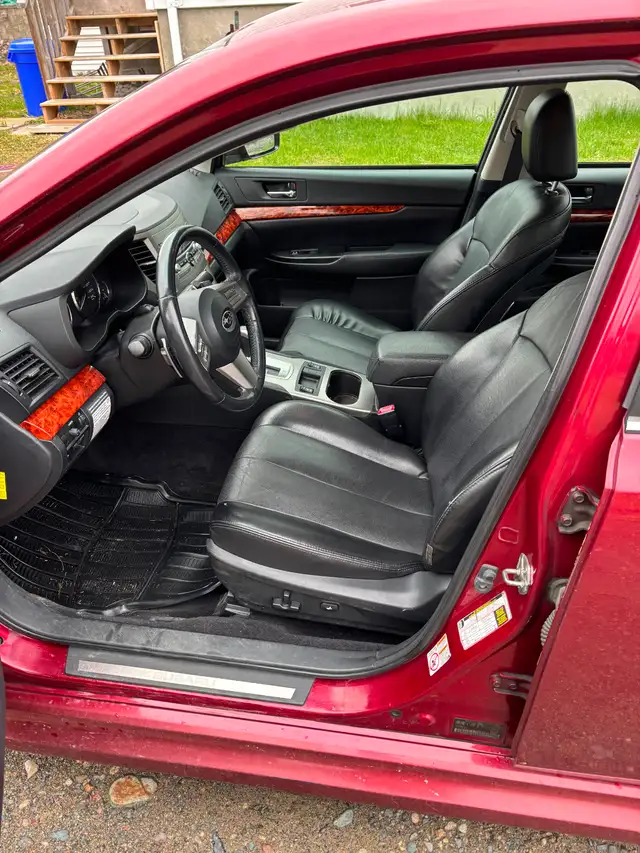 2011 Subaru Legacy 2.5I Premium - $6,500 (being sold as in) - Photo 6